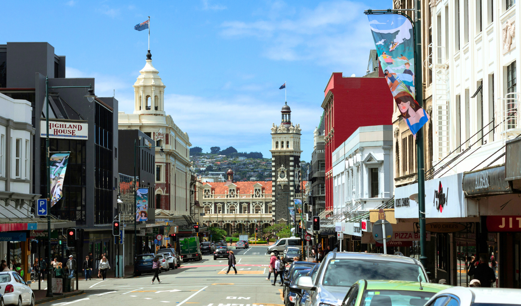 A view of a busy Dunedin street during the day